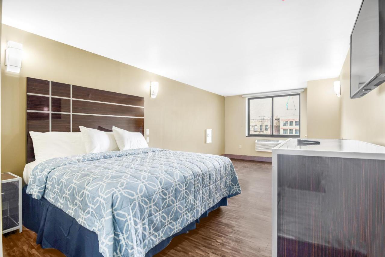 Brooklyn Broadway Hotel New York Exterior photo